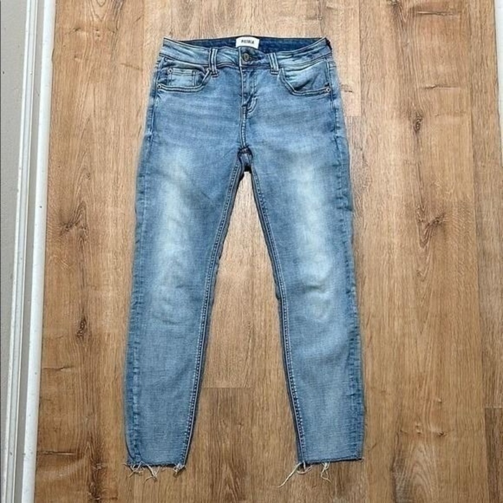 Pistola | Women's Arielle Light Wash Skinny Scissor Cut Raw Hem Jeans, Size 25